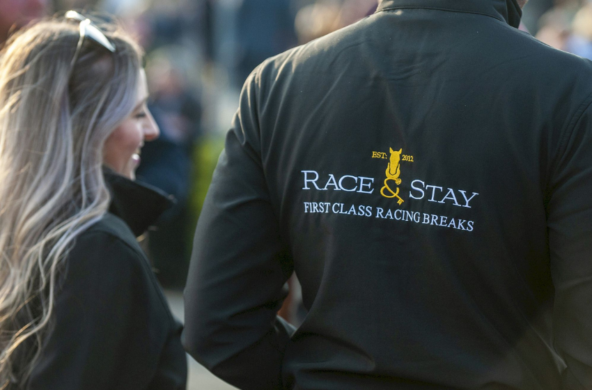 PATRICK MULLINS JOINS THE RACE AND STAY TEAM